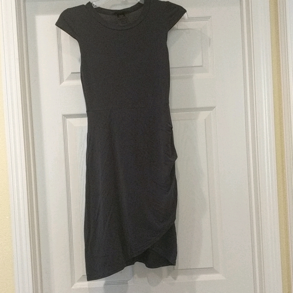 Delightful, simple navy blue dress 👗
